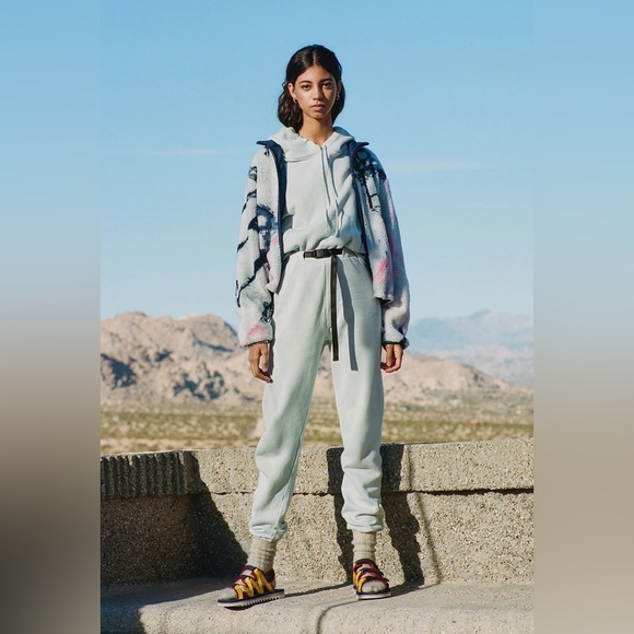 John Elliott BELTED VINTAGE FLEECE SWEATPANTS - SKY - Picture 7 of 13